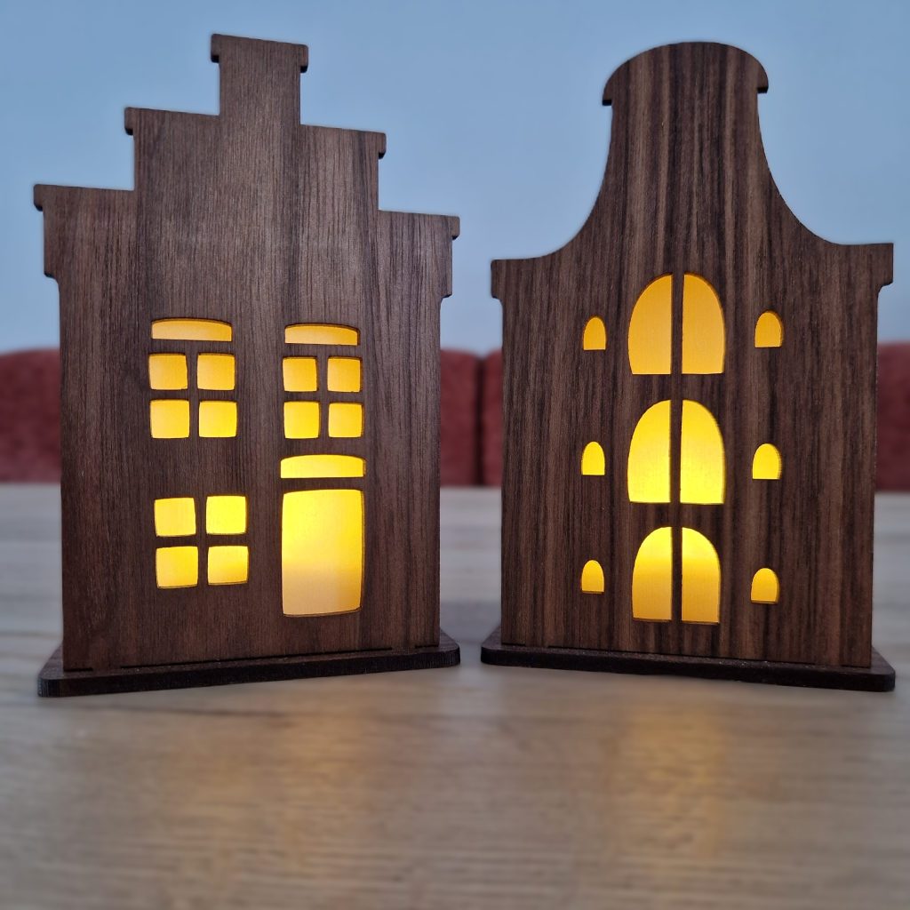 Huisje-Noten-Verlichting-Met licht (3bb)